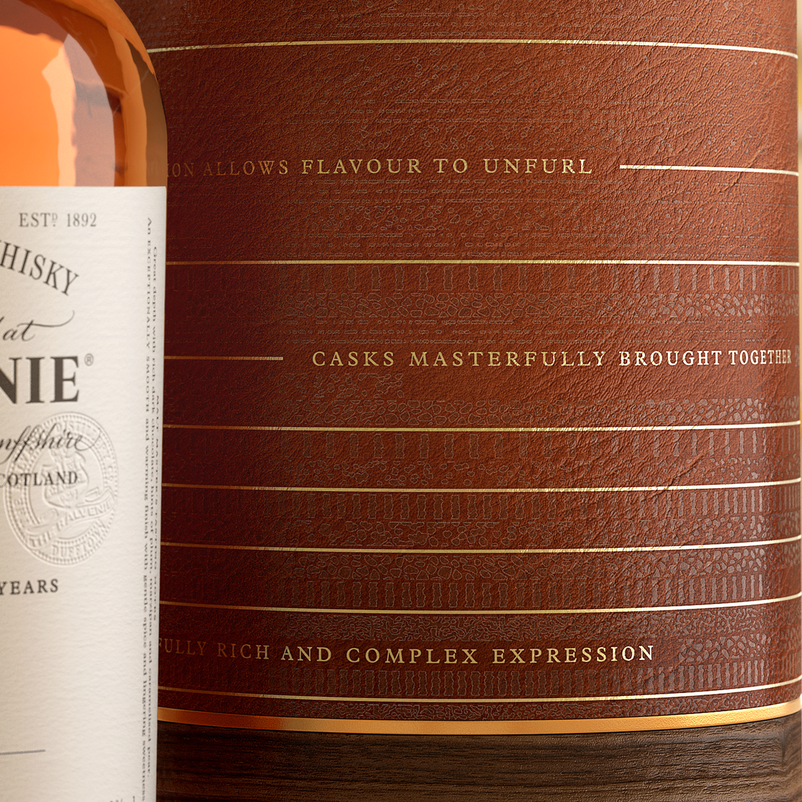 balvenie 70cl 30yo tube 500 0 3000 3000 full
